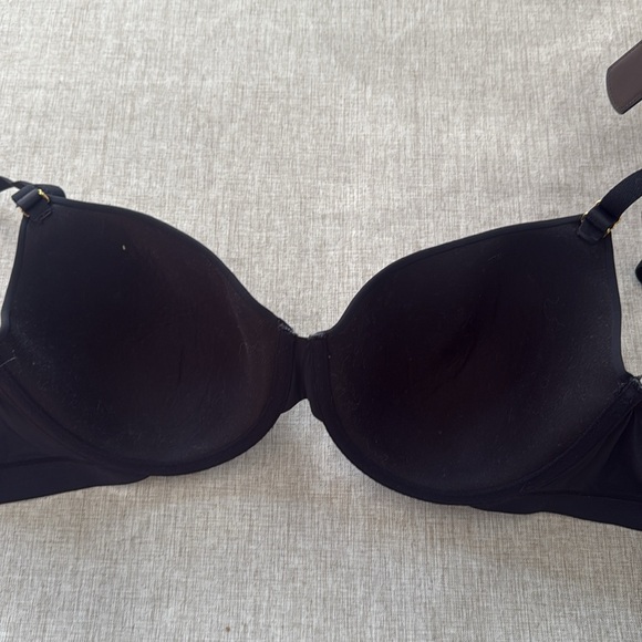 LIVELY The T-Shirt Bra in Jet Black 38D - Picture 6 of 11
